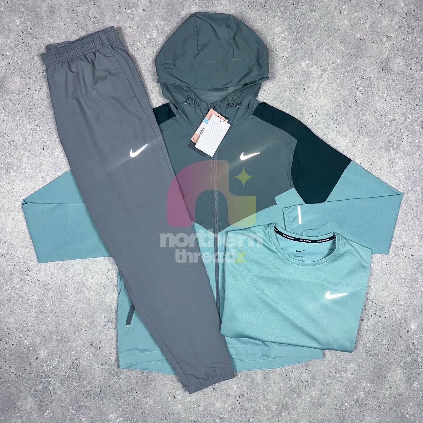 Nike Windbreaker Tracksuit Tri (Green/Grey)