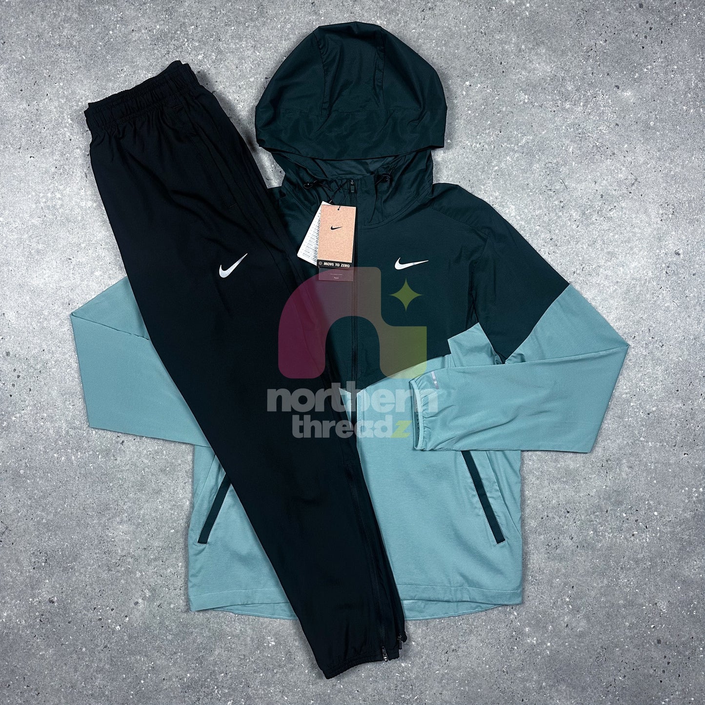 Nike Windbreaker Tracksuit (Green/Black)