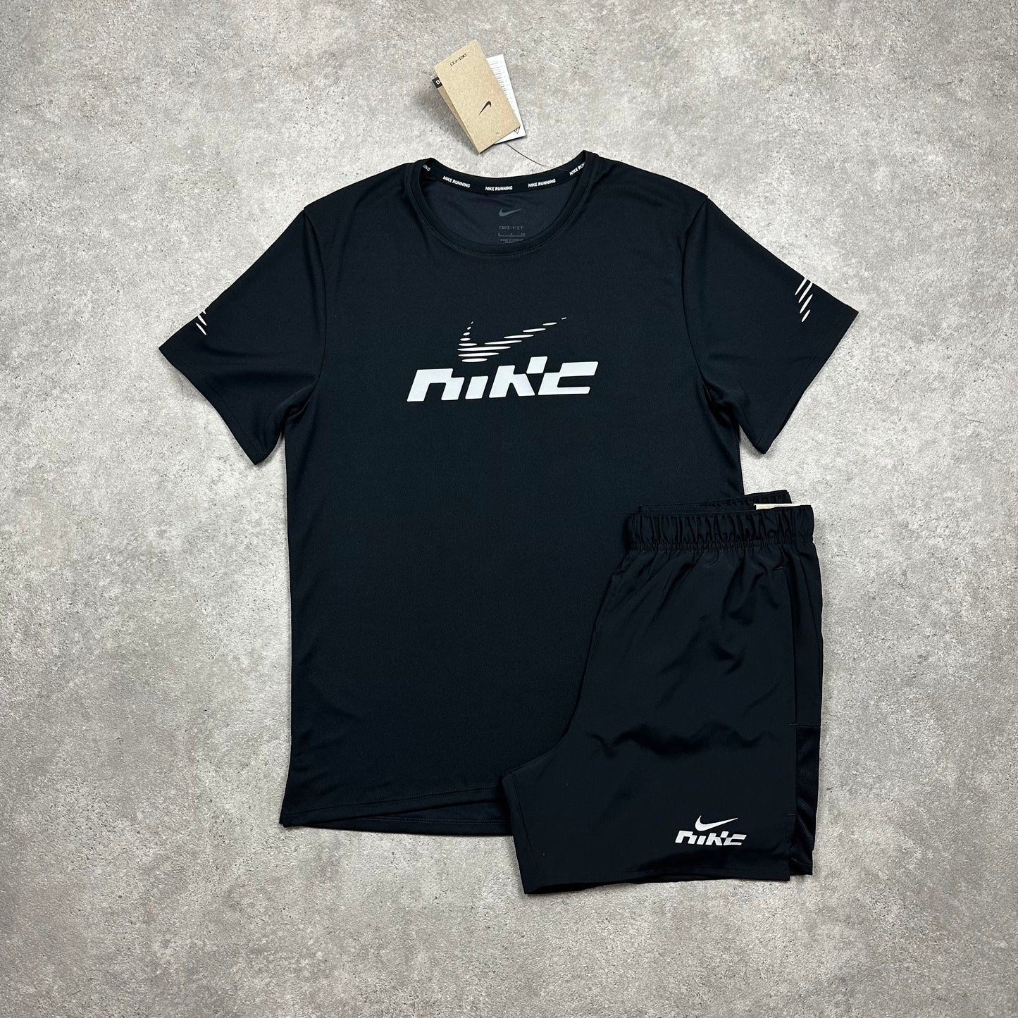 Nike Miler Flash Set w/ 5” Shorts (Black)