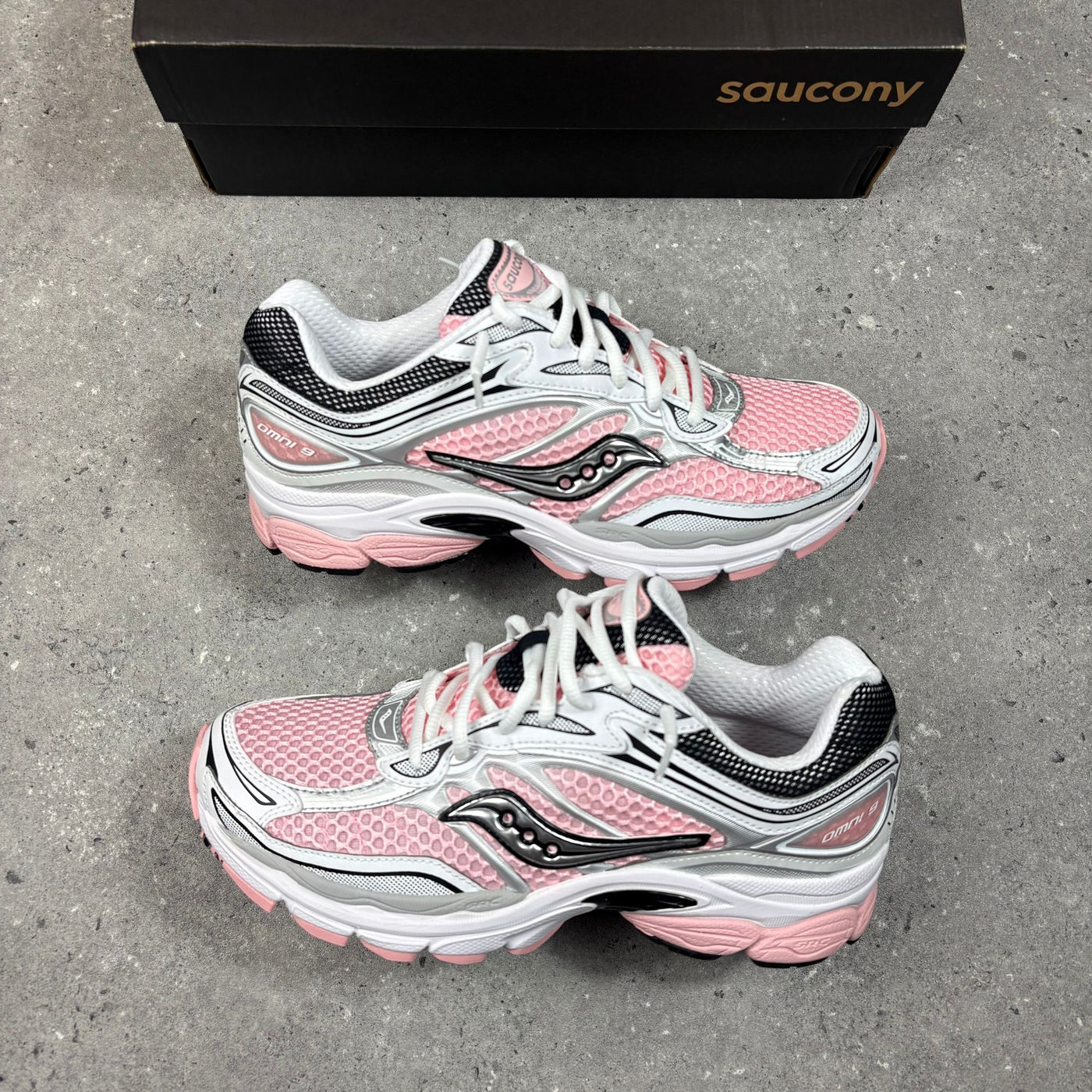 Saucony Pro Grid Omni 9 'White Touch'