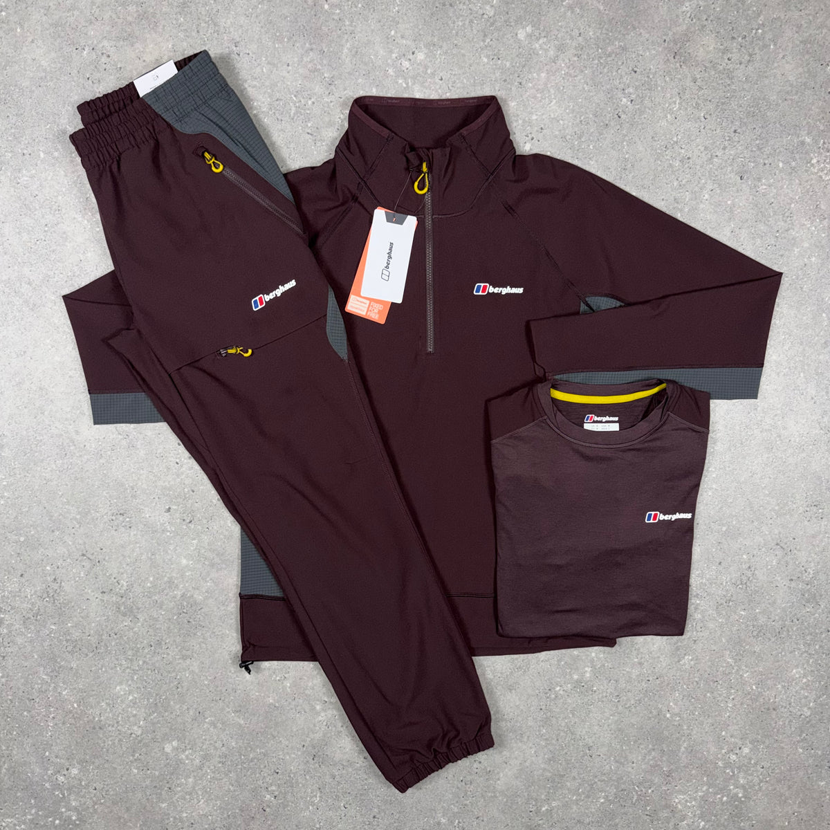 Berghaus 1/2 Zip Tracksuit Set 'Burgundy'
