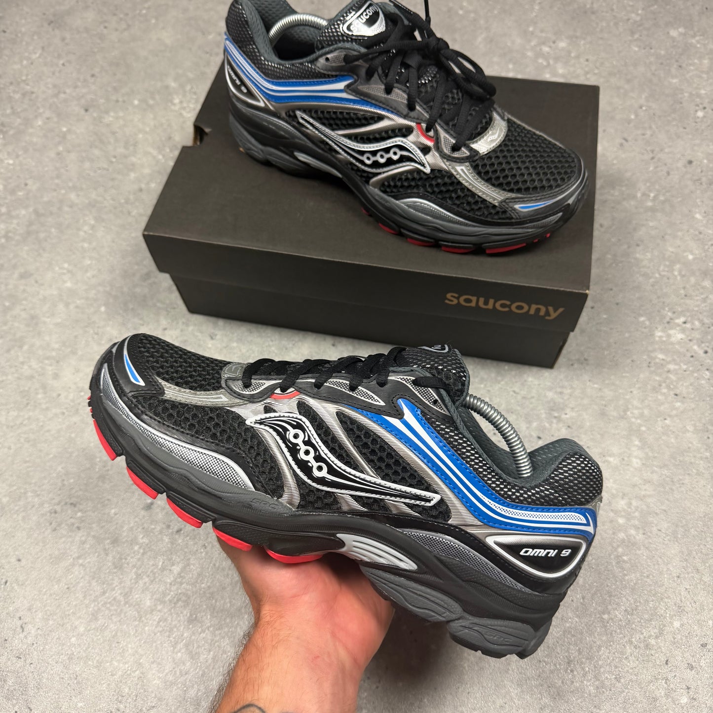 Saucony Pro-Grid Omni 9 (Black Multi)