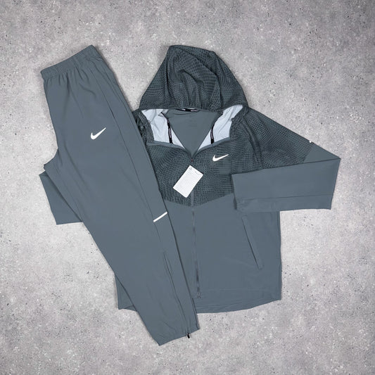 Nike Rave Tracksuit (Grey)