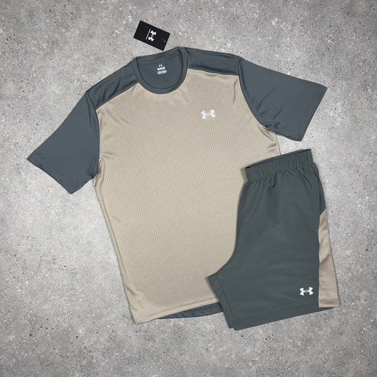 Under Armour Tech Set (Beige/Grey)