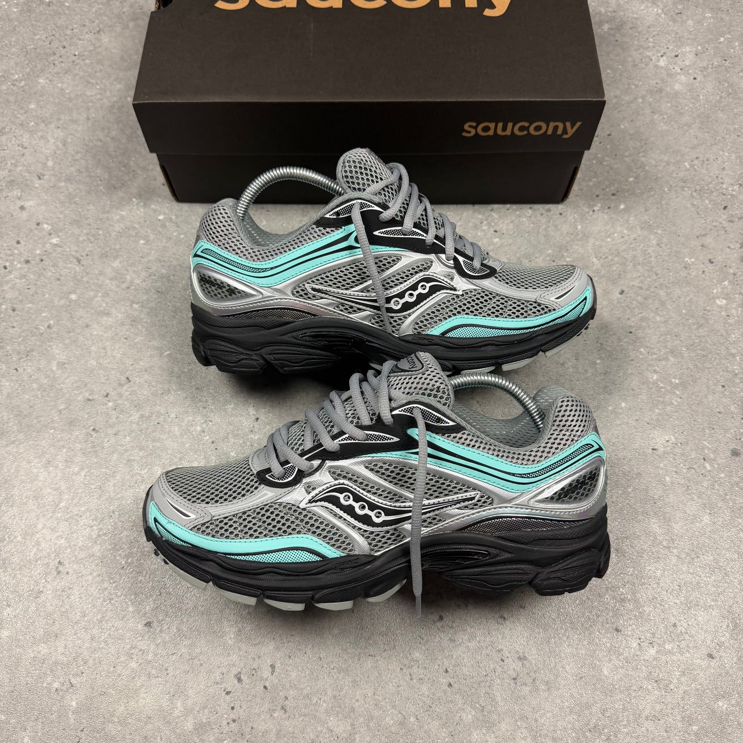 Saucony ProGrid Omni 9 (Fossil Splash)