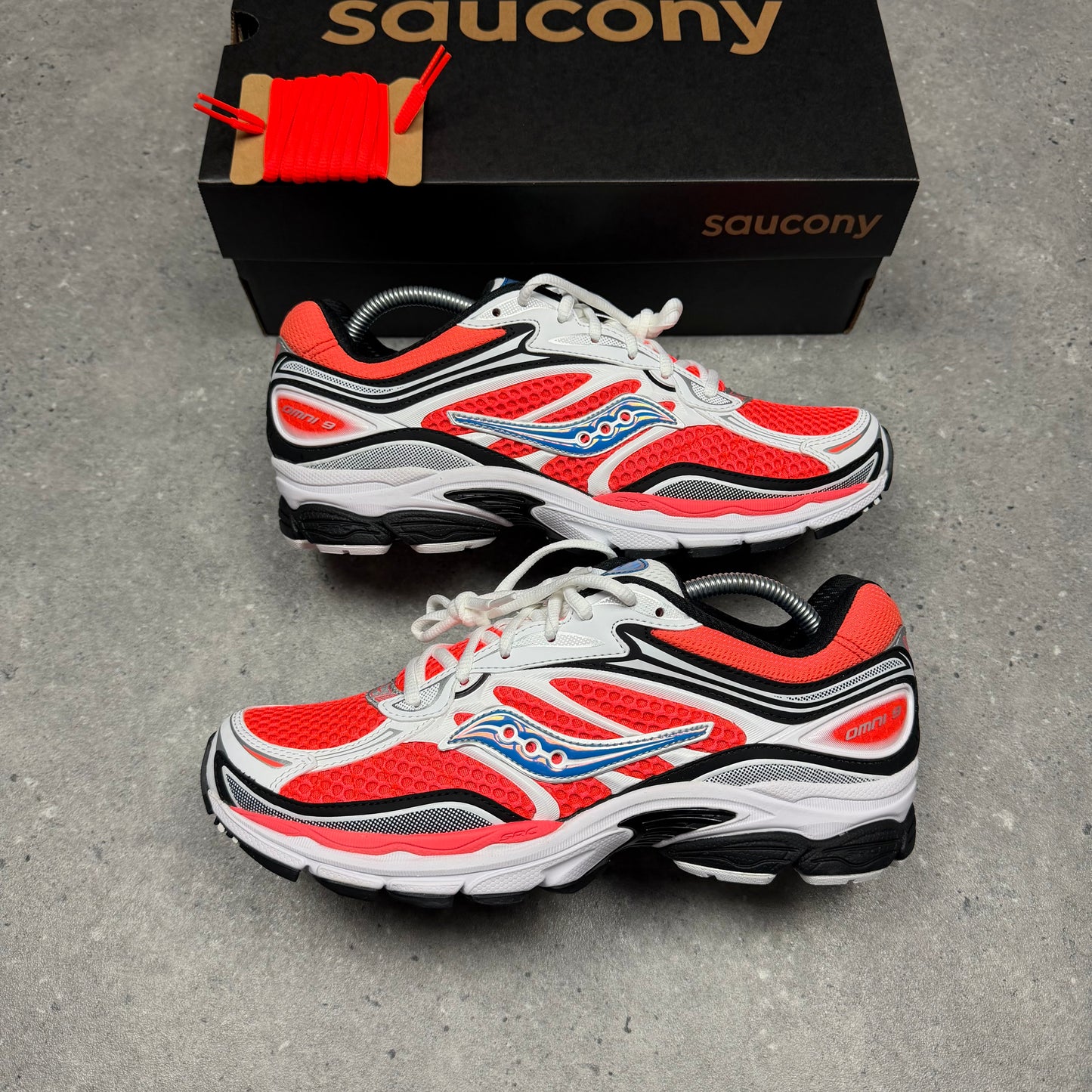 Saucony ProGrid Omni 9 (Orange)