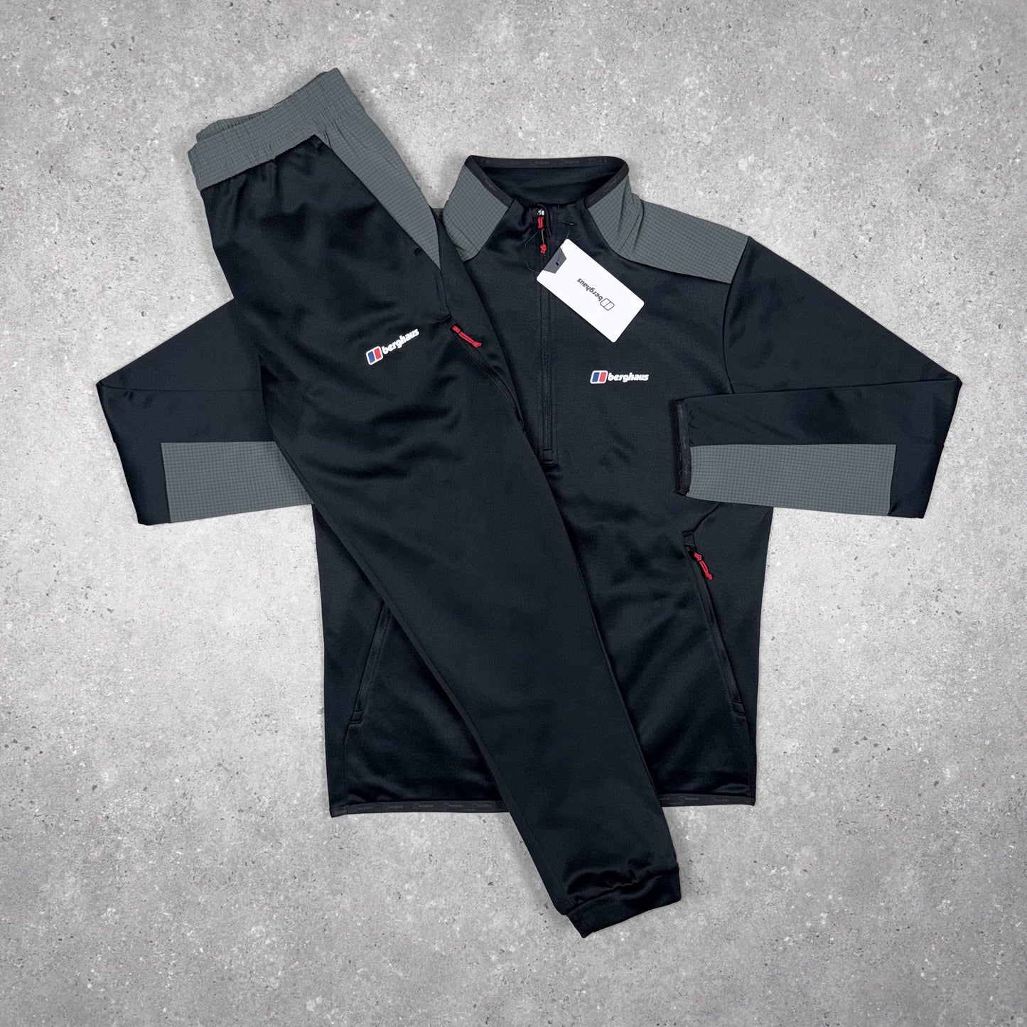 Berghaus 1/4 Zip Tracksuit (Black)