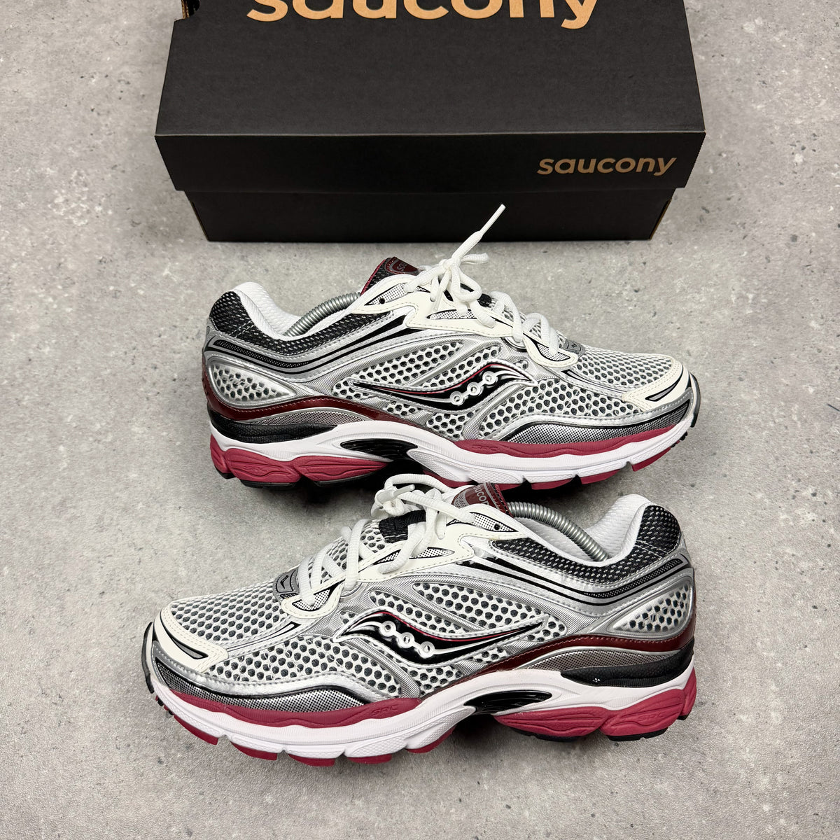 Saucony ProGrid Omni 9 'Silver Burgundy'