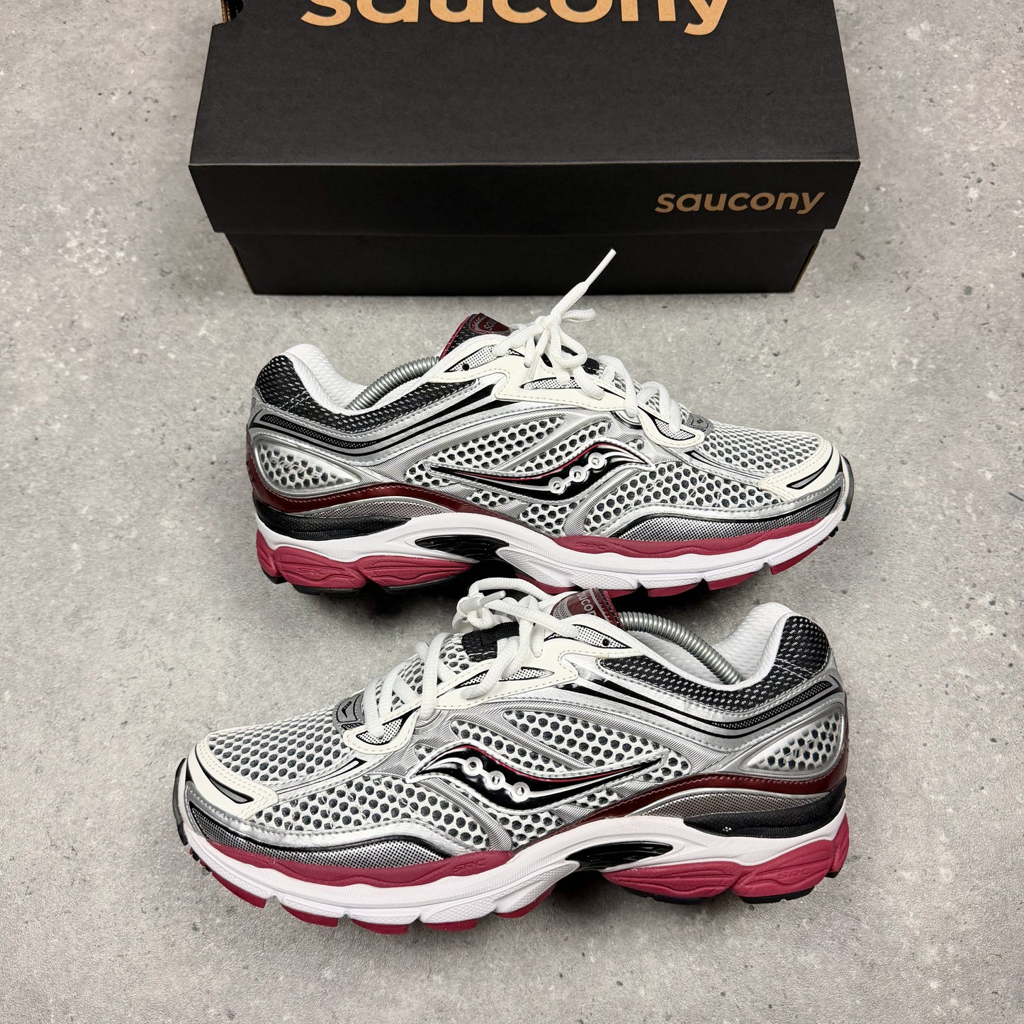 Saucony ProGrid Omni 9 (Silver Burgundy)
