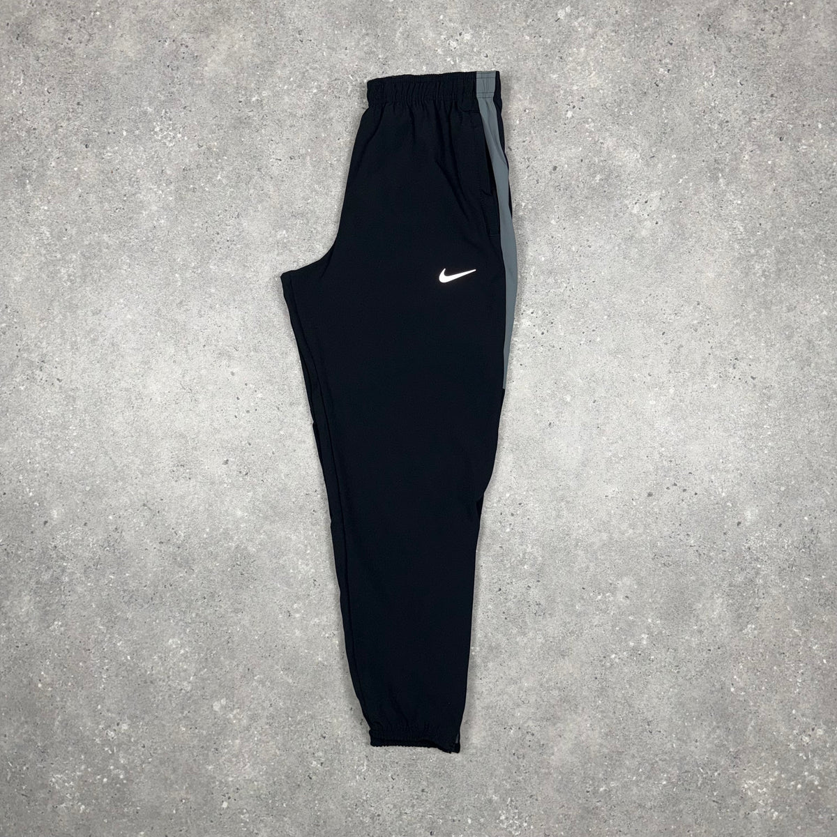 Nike Challenger Pants 'Black/Grey'