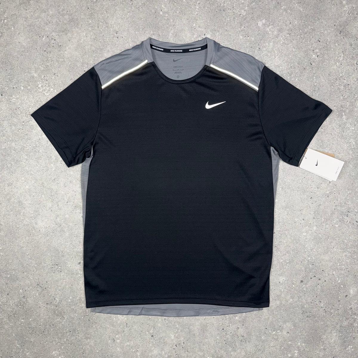 Nike Miler T-Shirt 'Black/Grey'