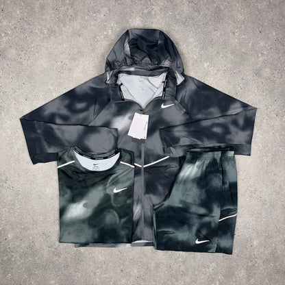 Nike Smoke Tri Set (Grey)