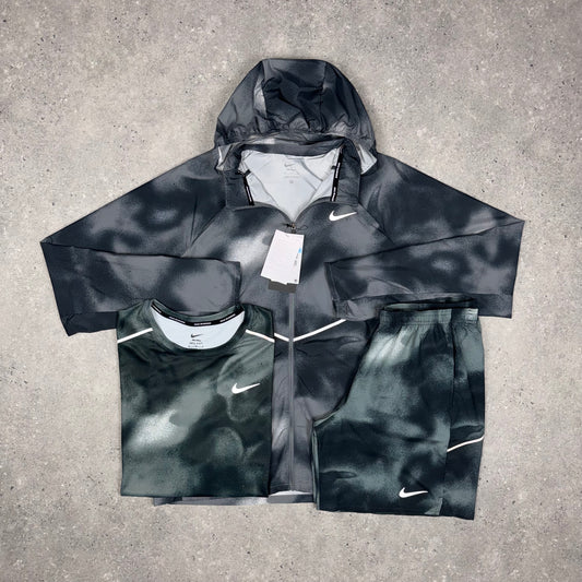 Nike Smoke Tri Set (Grey)
