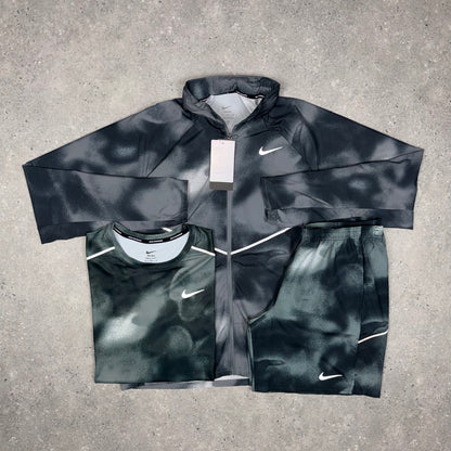 Nike Smoke Tri Set (Grey)