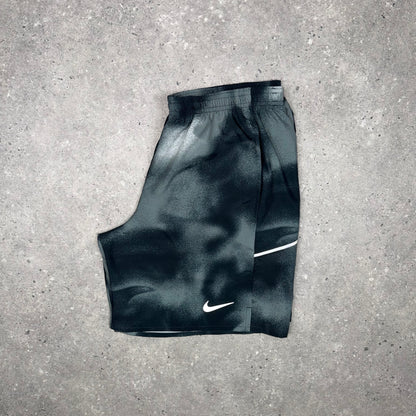Nike Smoke Tri Set (Grey)