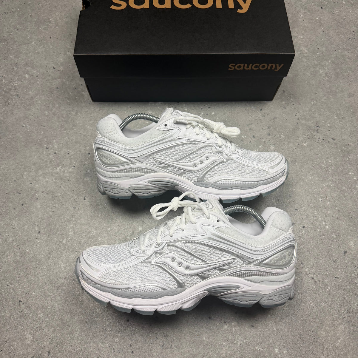 Saucony Pro-Grid Omni 9 'White Silver'