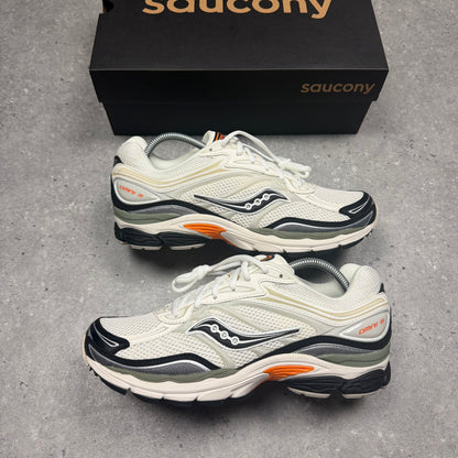 Saucony ProGrid Omni 9 (White Tumeric)