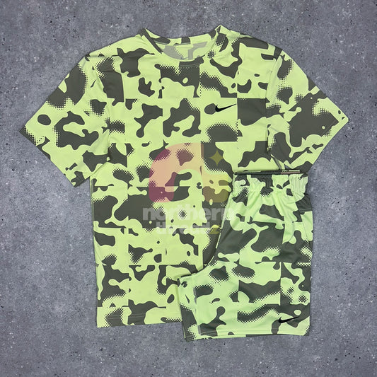 Nike Camo GFX Set (Yellow)
