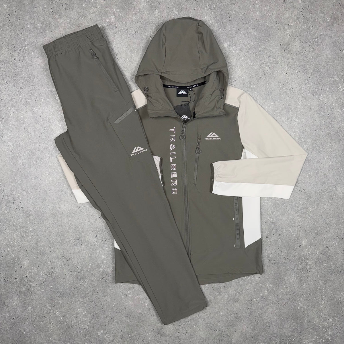 Trailberg Ultra Tracksuit 'Beige/Quarry Grey'