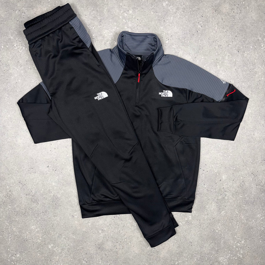 The North Face Poly 1/4 Zip Tracksuit 'Black'