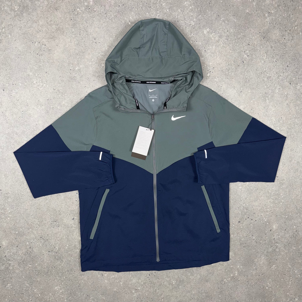 Nike Windbreaker 'Smoke Grey/Obsidian'
