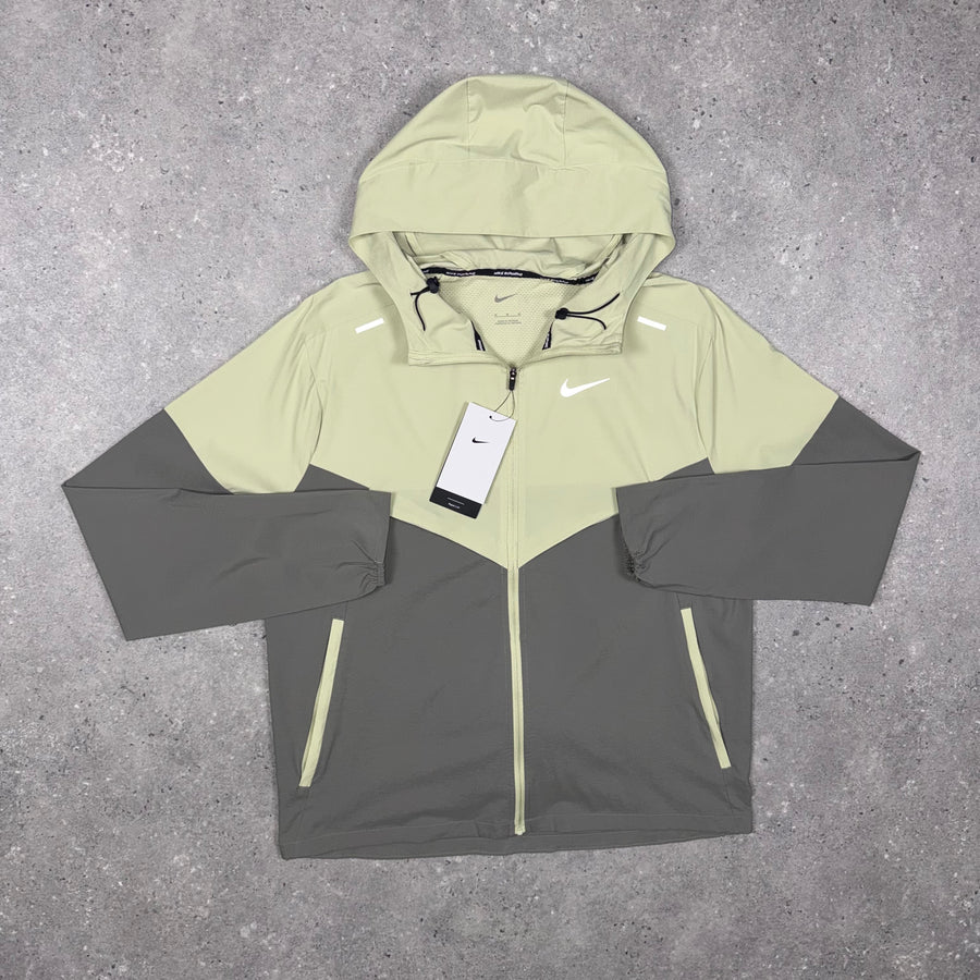 Nike Windbreaker 'Olive'