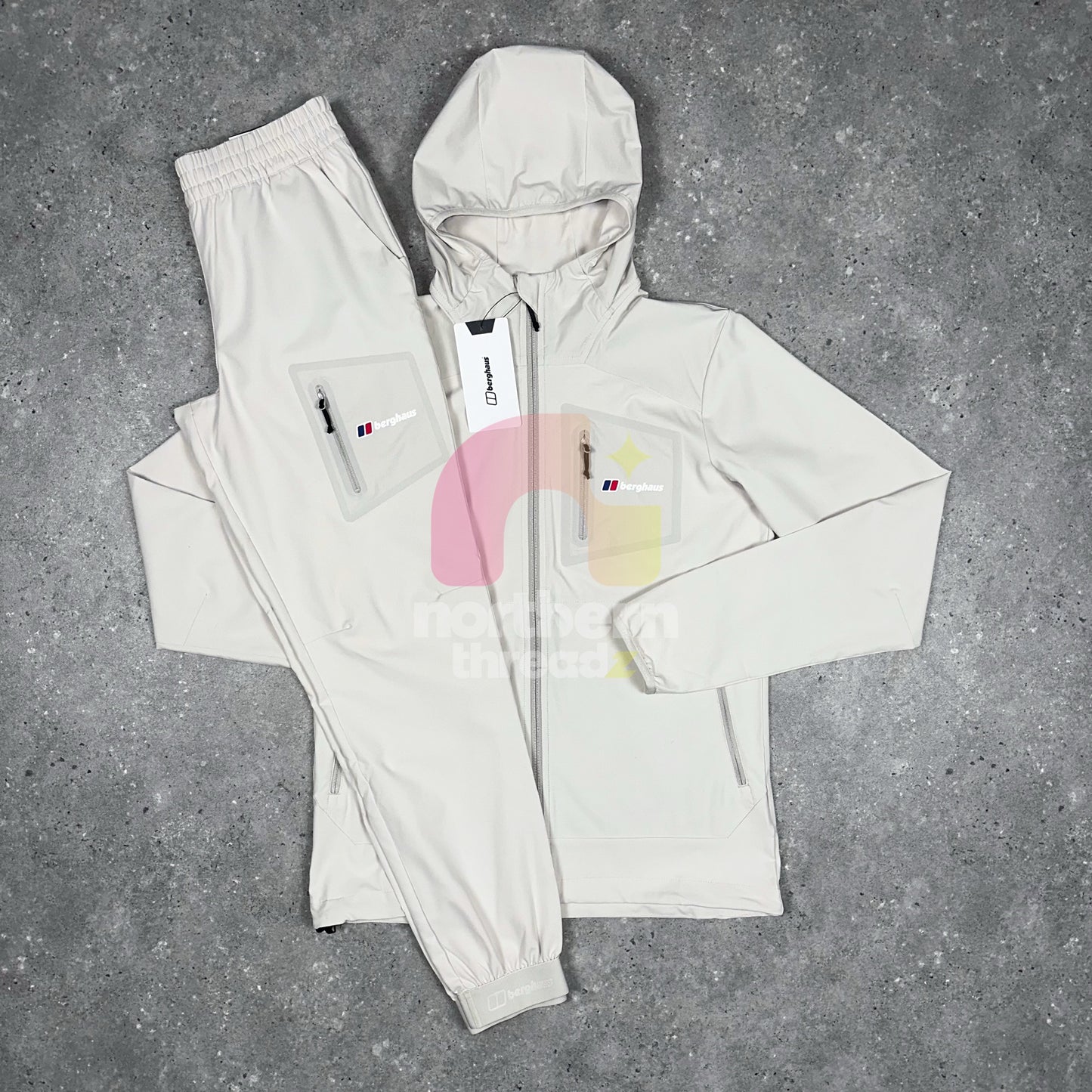 Berghaus Woven Tracksuit (Beige)