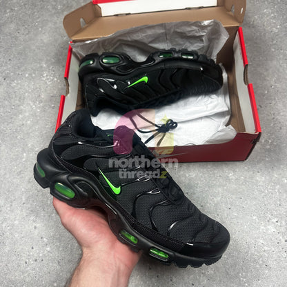 Nike Air Max TN (Black/Green Strike) - UK7 - Footwear - Northern Threadz