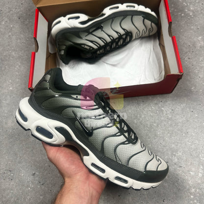 Nike Air Max Plus TN (Khaki Green) - UK8 - Footwear - Northern Threadz