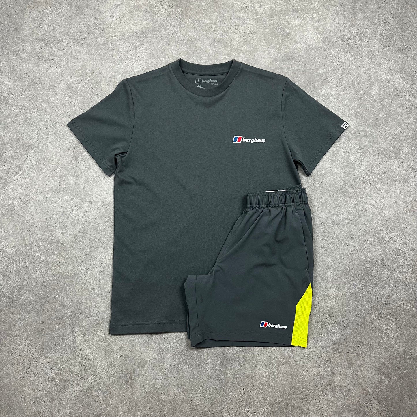 Berghaus Mountain Set (Grey)