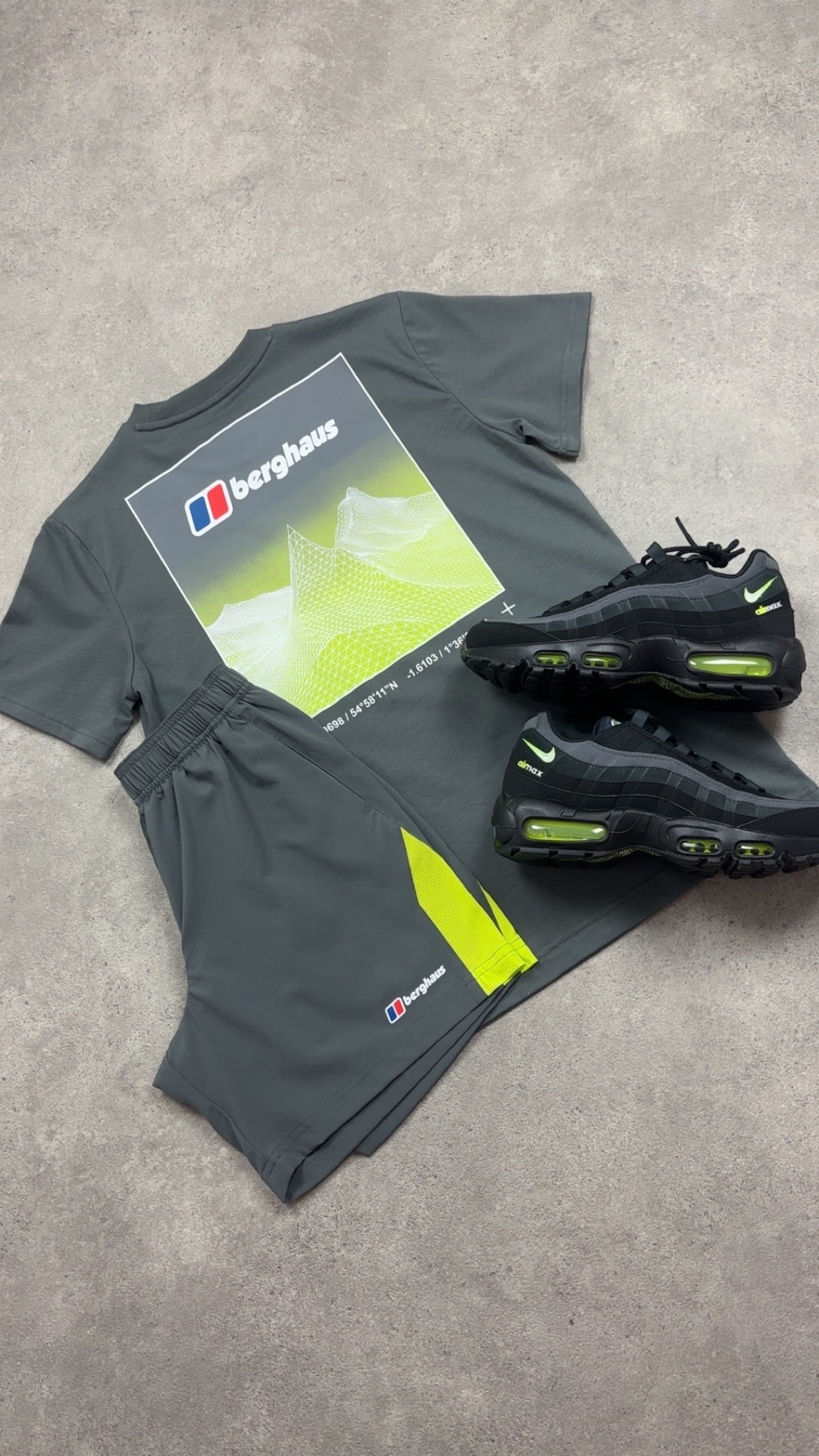Berghaus Mountain Set (Grey)